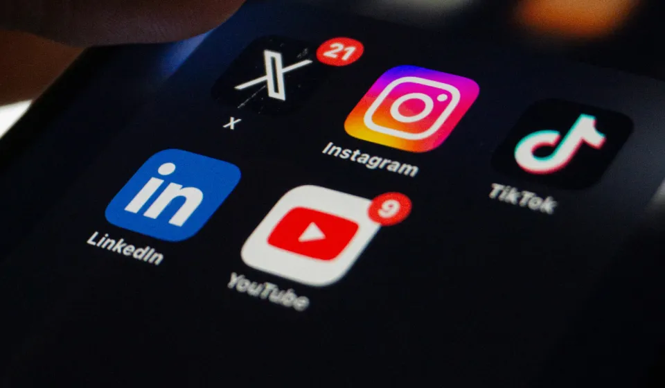 Mastering Social Media